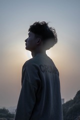 001