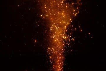 692318