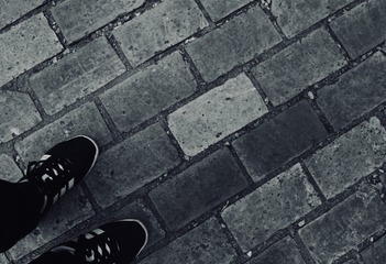 001