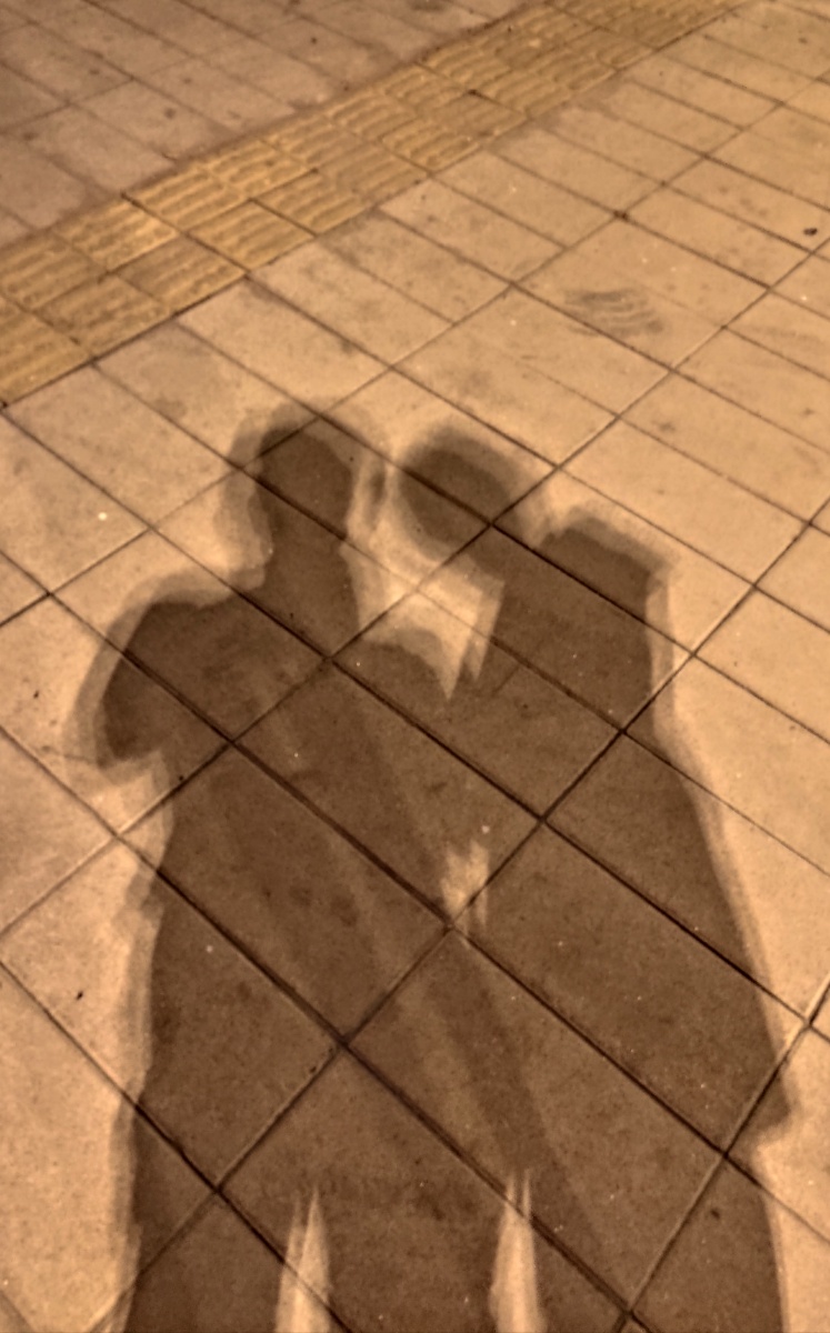 路灯下天津市2021年9月1日小米k30散步随拍有感平平常常的傍晚普普通