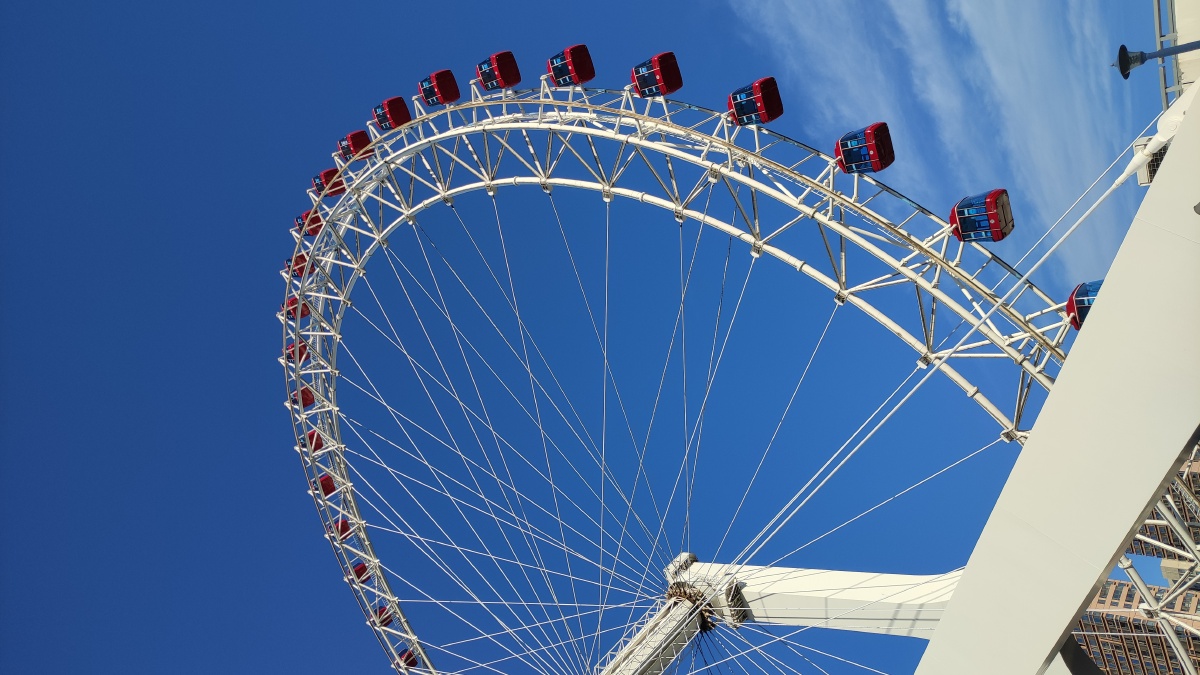 蓝天摩轮天津海河摩天轮2021年8月25日小米k30