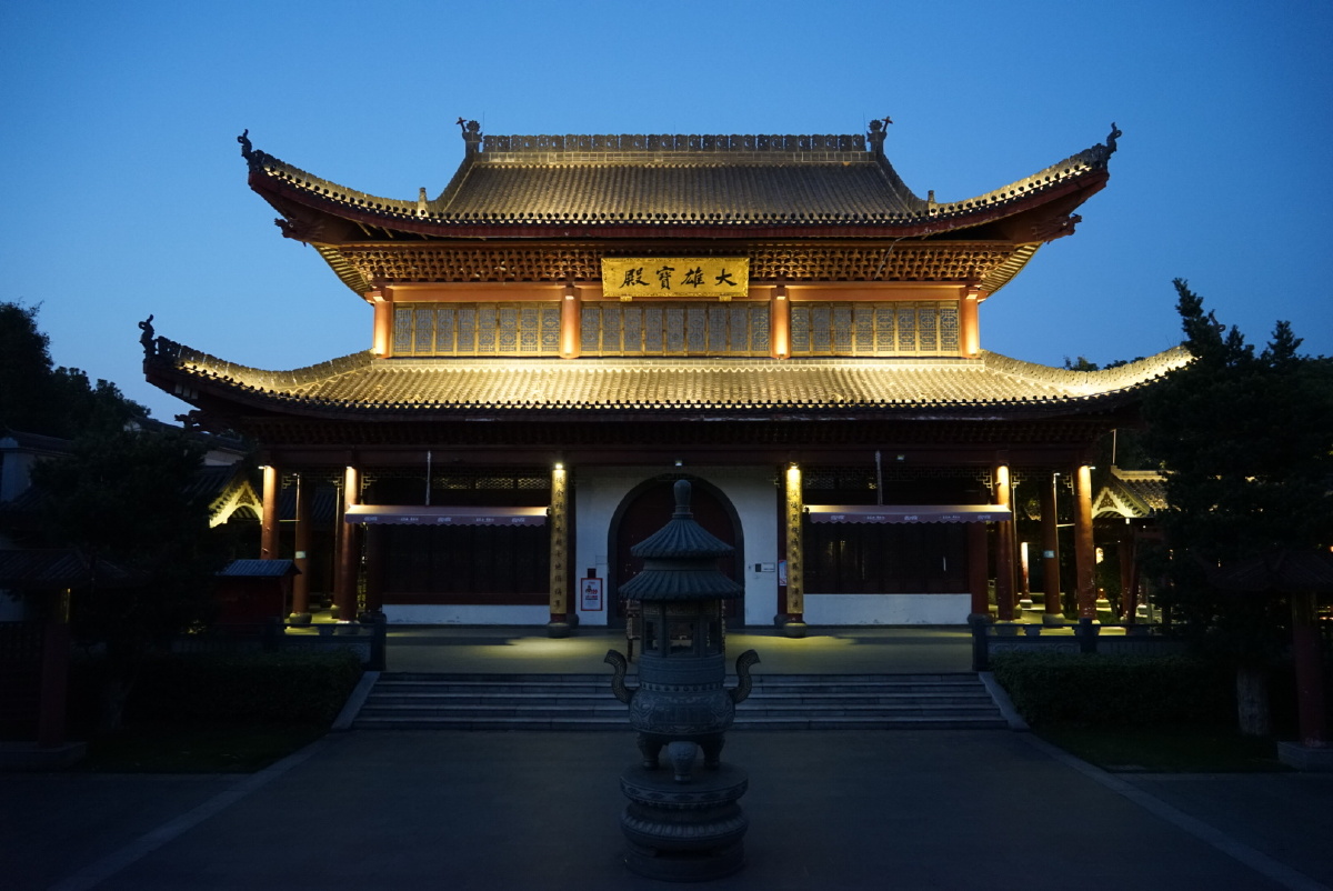 橘子洲江神庙夜景