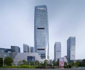 230070