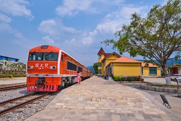 108531