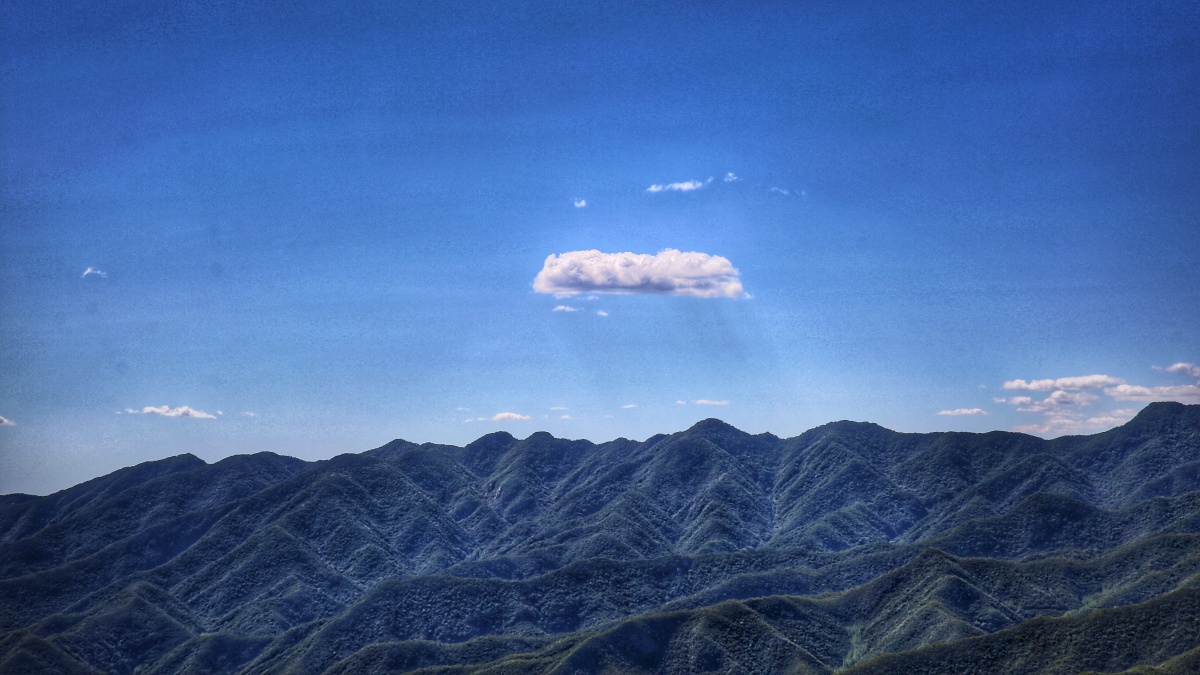 孤云拍摄于河北内丘鹤渡岭