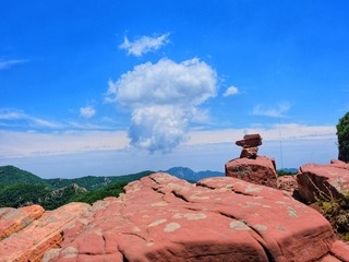 236748