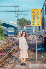 271148