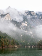 烟云穿行  水墨丹青天柱山