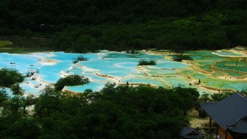 D1 黄龙五彩池全景.JPG