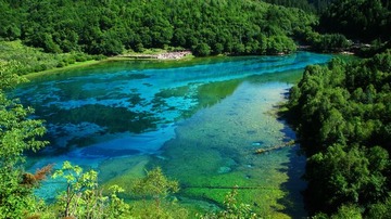 D3 五花海全景.JPG