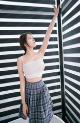 001