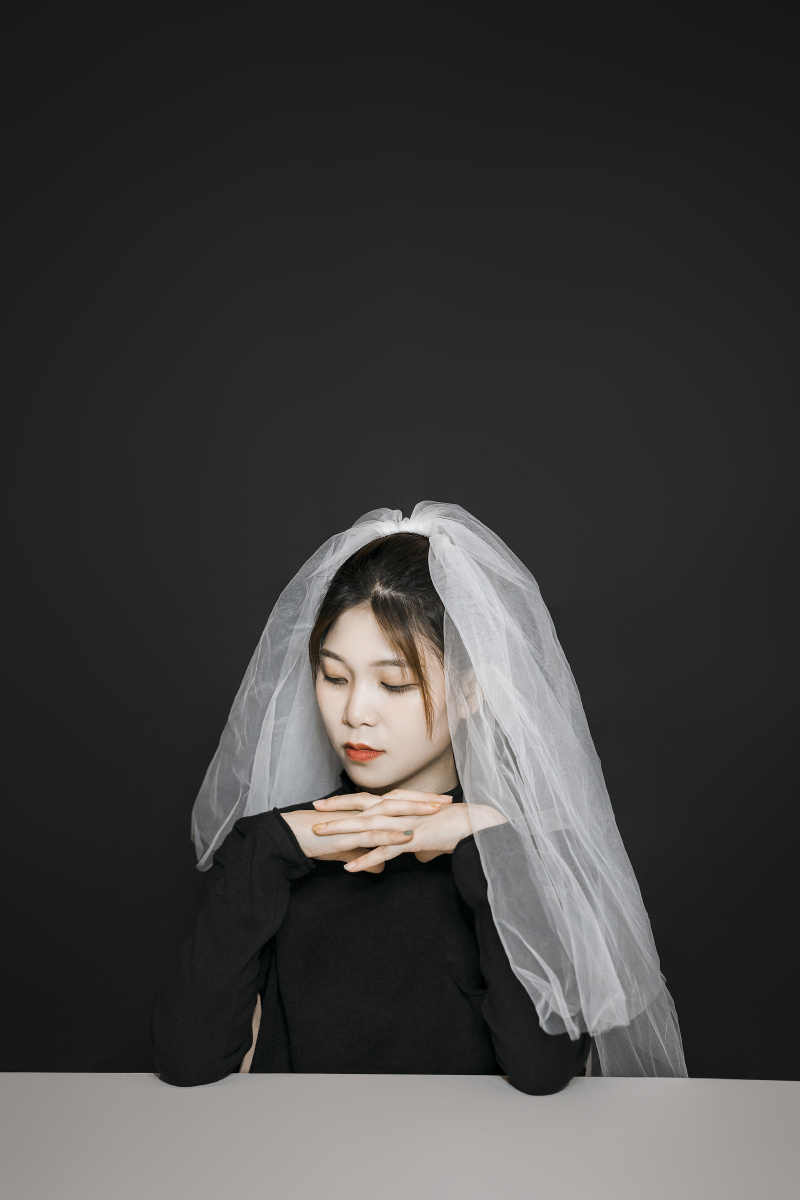 一个人也不能错过的个人头纱写真照愿所有的美好和期待都能如约而至