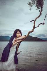 001