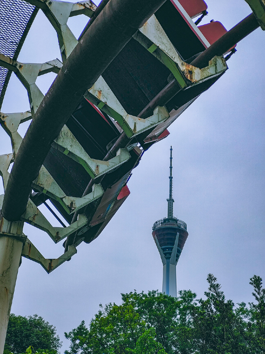 成都339天府熊猫塔