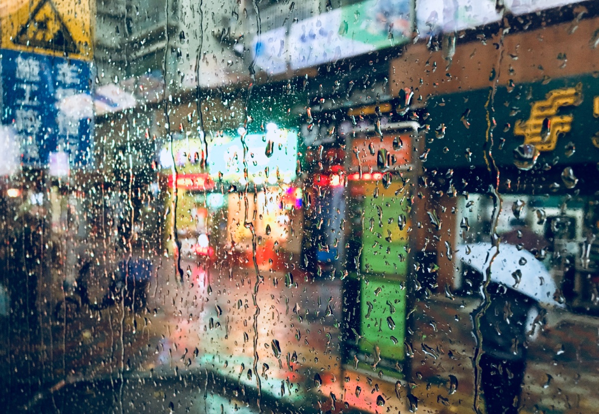 《广州下雨了》