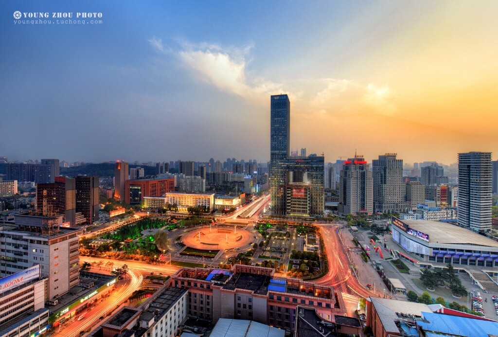夜晚的天太空旷，就搞一个切片