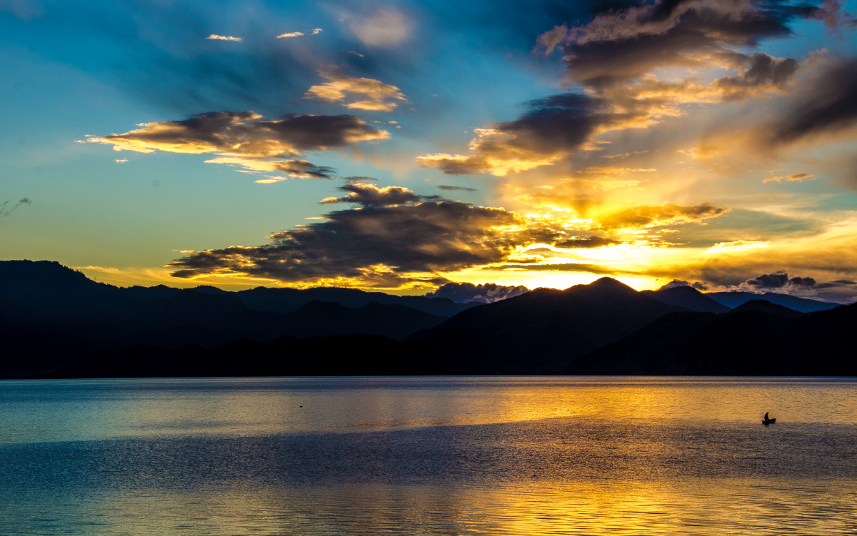 丽江印象 br /> 泸沽湖日出