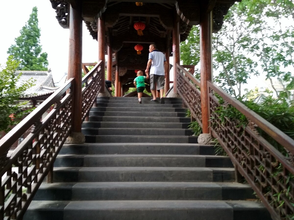 攀爬