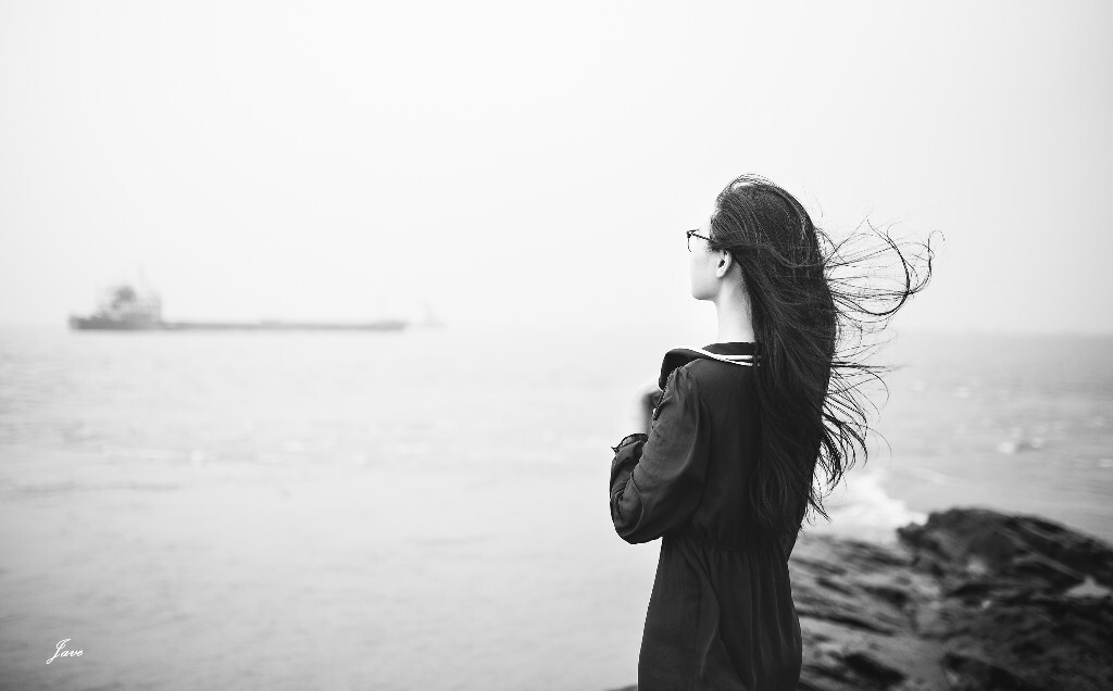 盛夏，长江边