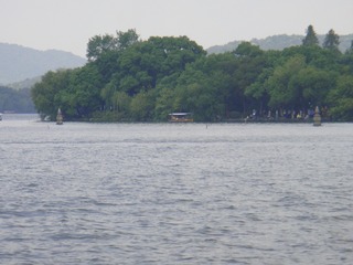 373741