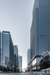 1083356