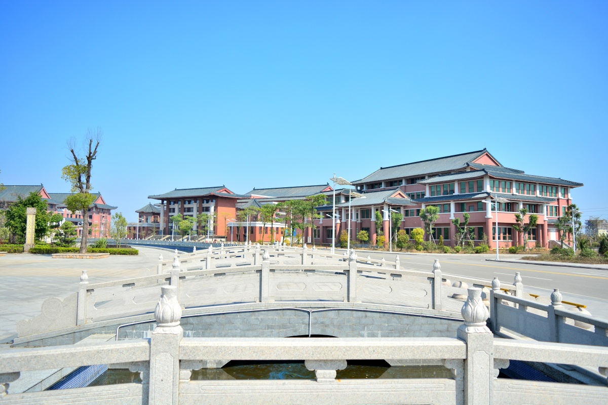 广东揭阳文化广场随拍