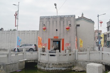 68166