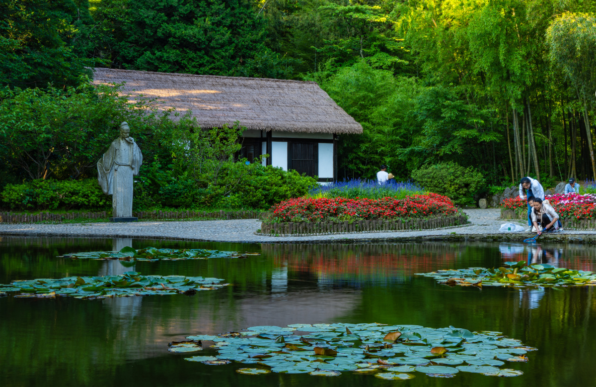 庐山白居易草堂