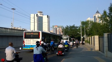 春行