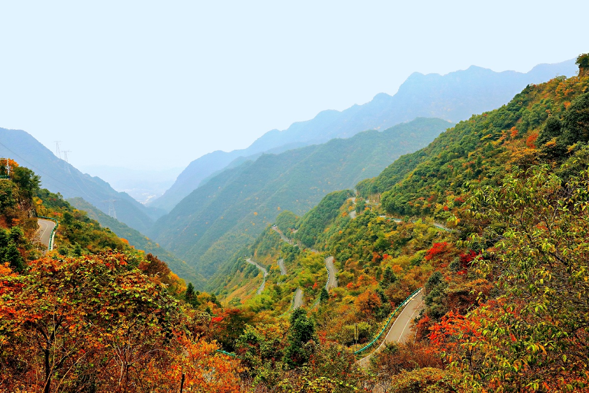 皖南最美川藏线六道弯