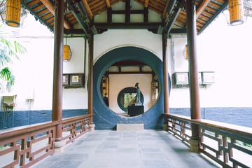 E9FA0FAA-8B77-4D58-B7CD-AA82D9587327/L0/001