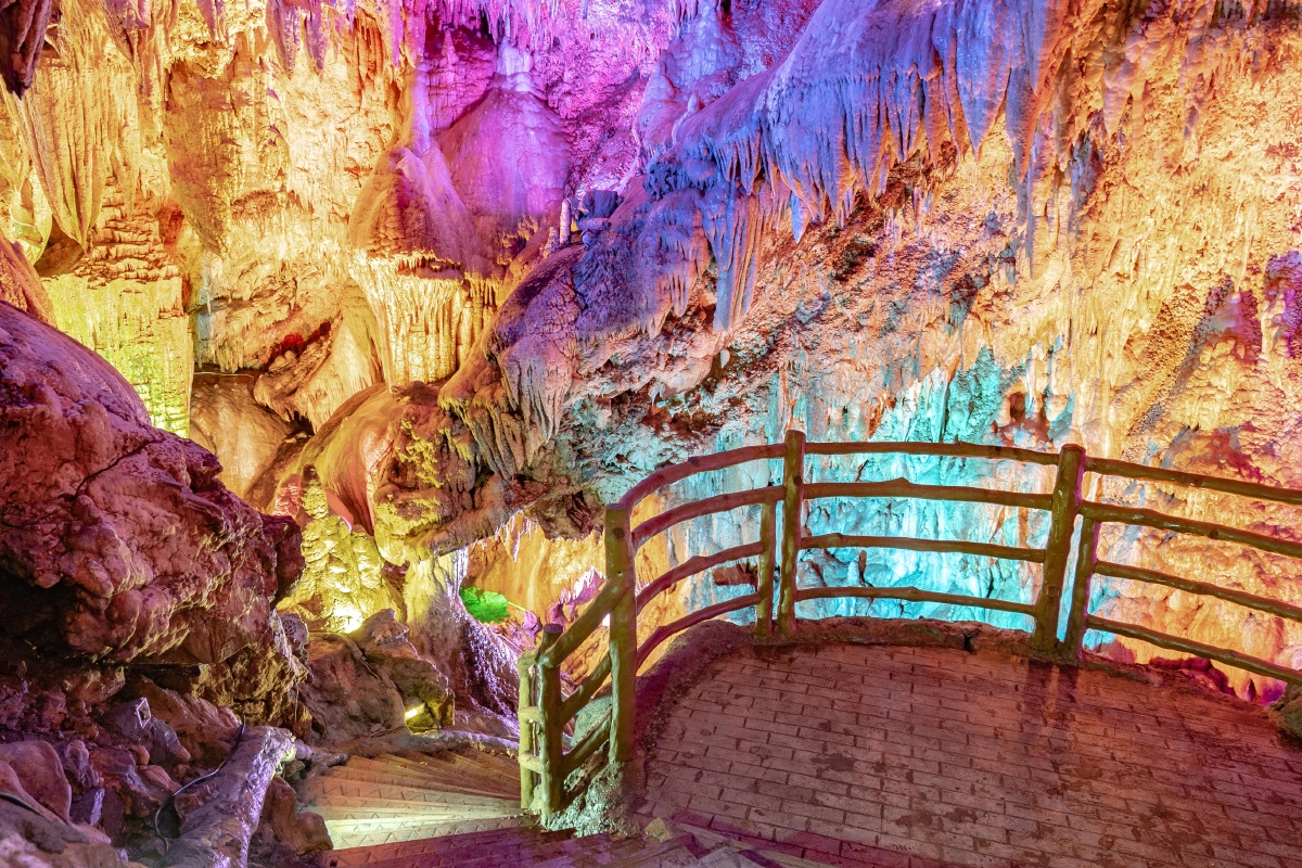 米易县颛顼龙洞