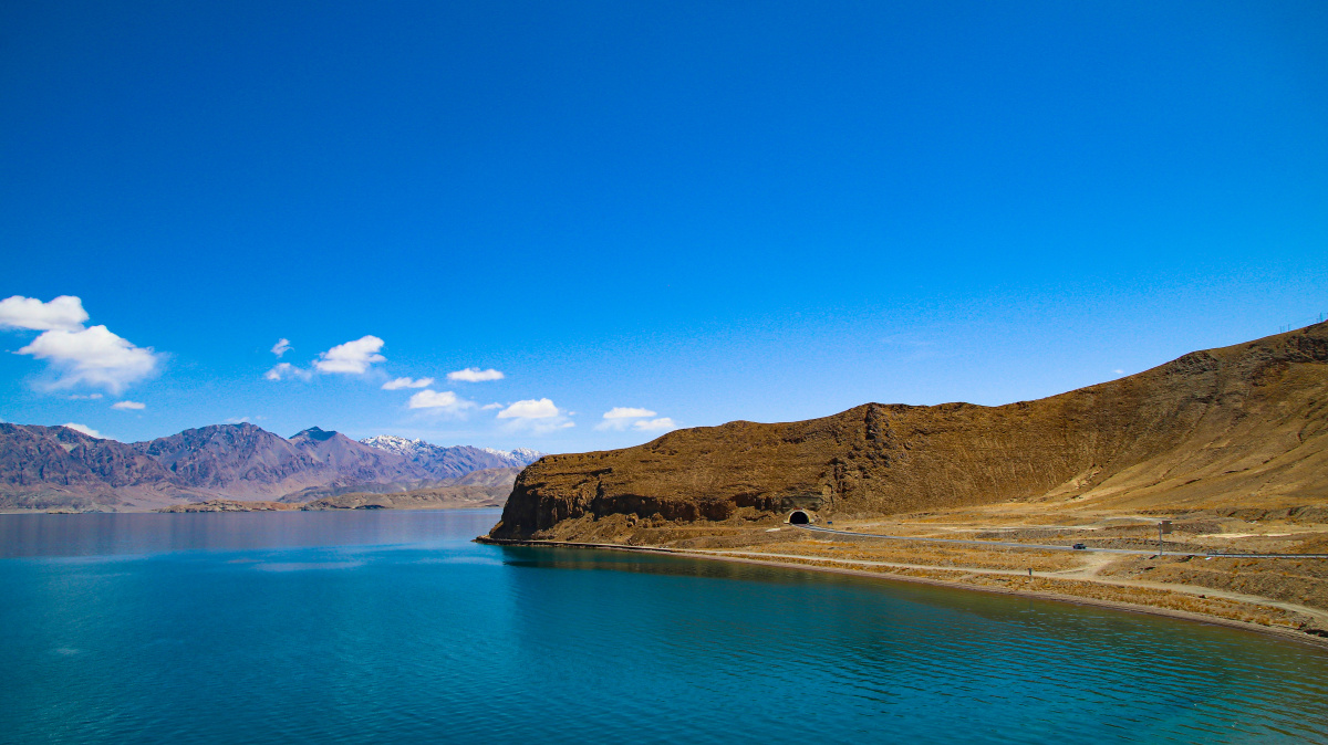 蓝色的班公湖 - qian近 - 图虫