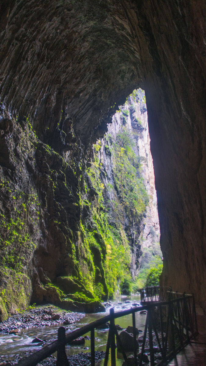 会泽雨碌大峡谷生命之门