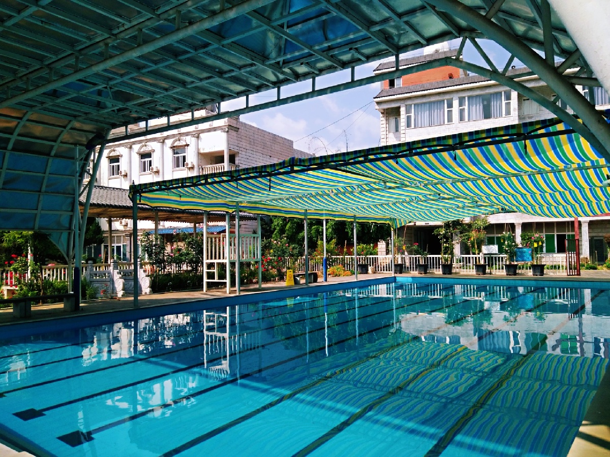 主题云南峨山小街摄影赵谢荣