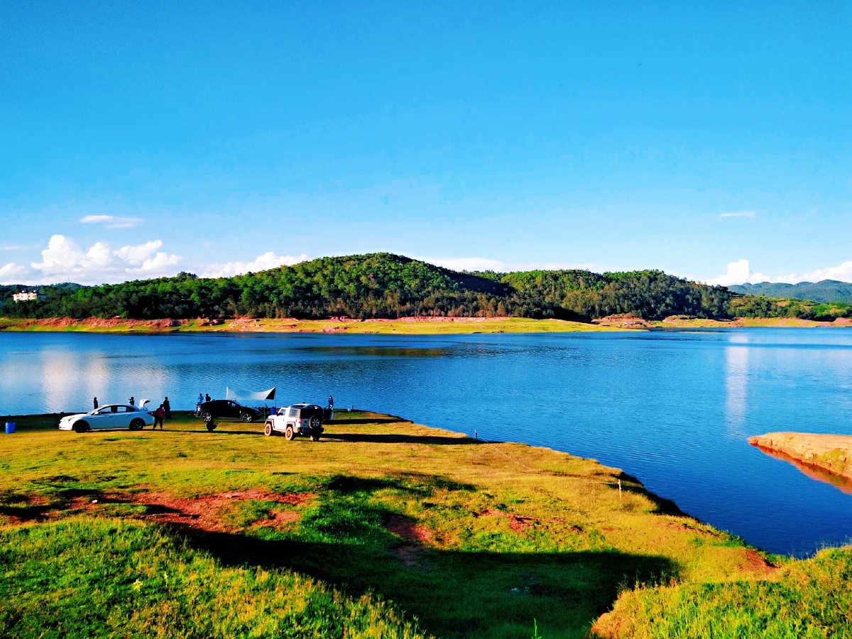 主题云南武定猫街新村水库夏景四摄影赵谢荣