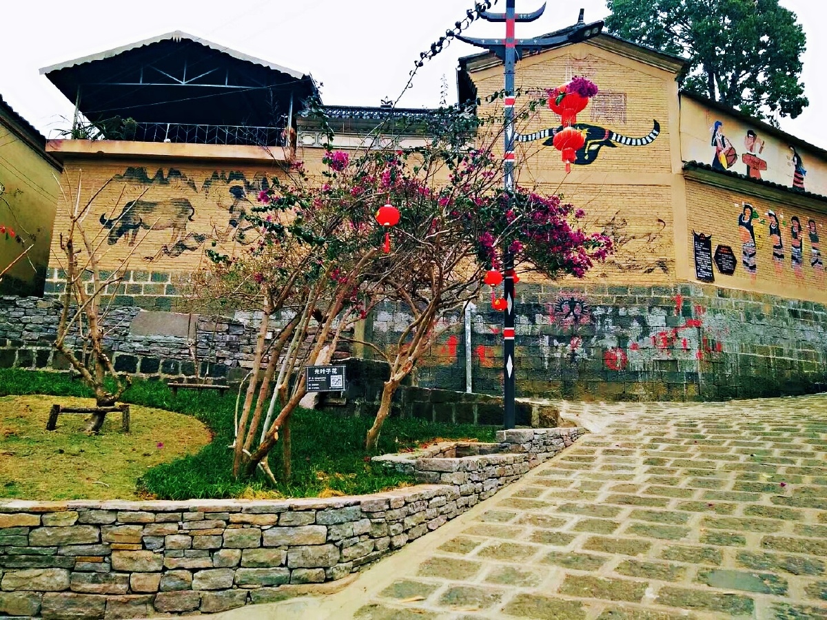 主题云南腾冲清水中寨司莫拉佤族村景色一摄影赵谢荣