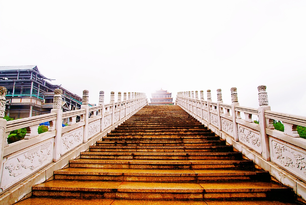 主题:【云南晋宁宝峰——宝泉寺(三)】摄影:【赵谢荣】人杰地灵数宝峰