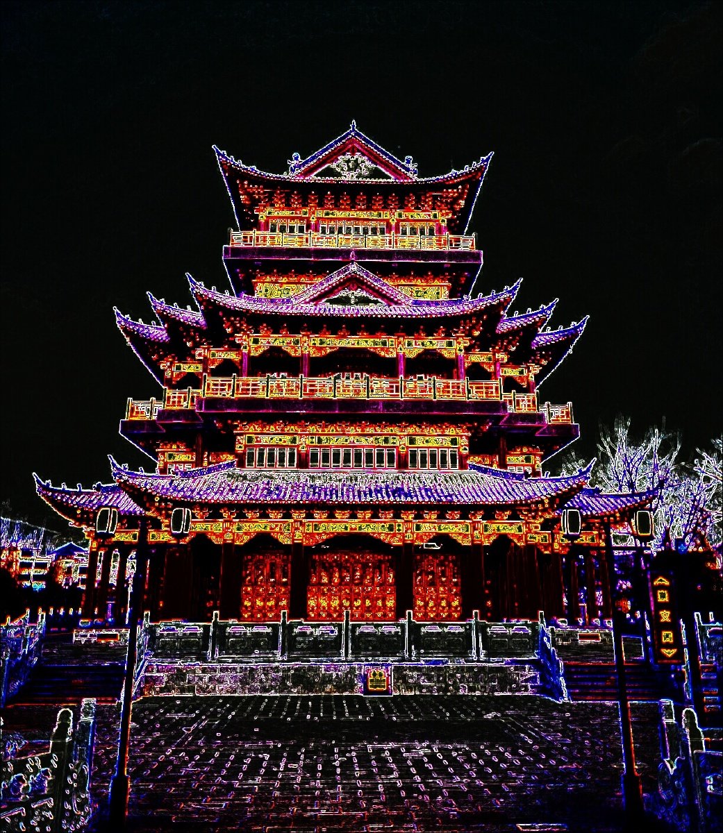 主题:【云南罗平崇文阁古楼夜景】摄影:【赵谢荣】