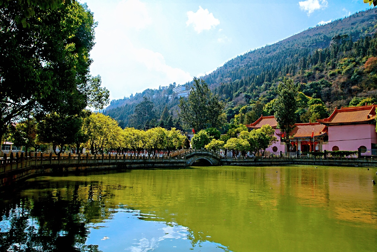 主题昆明海源寺三摄影赵谢荣