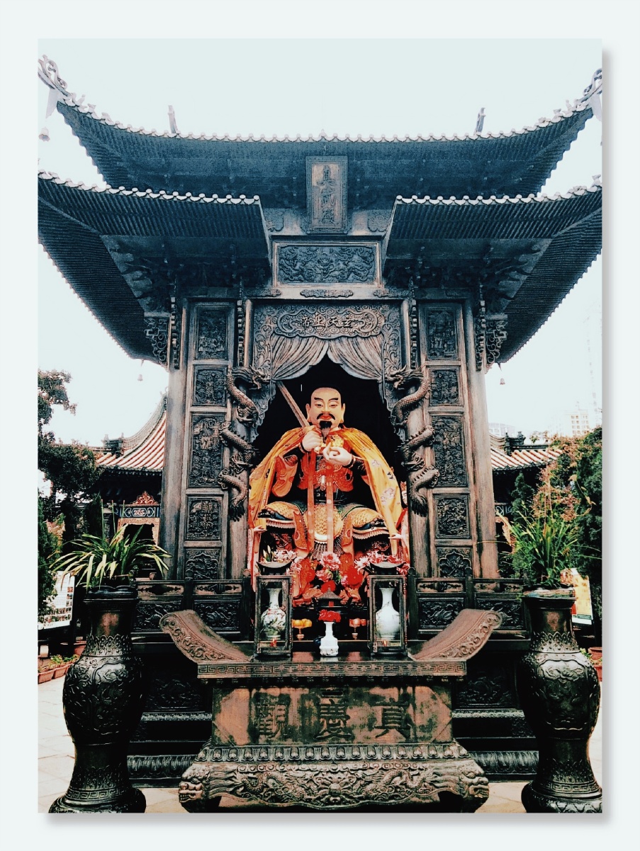 主题昆明真庆观三摄影赵谢荣昆明真庆观始建于元代原名真武祠于明宣德