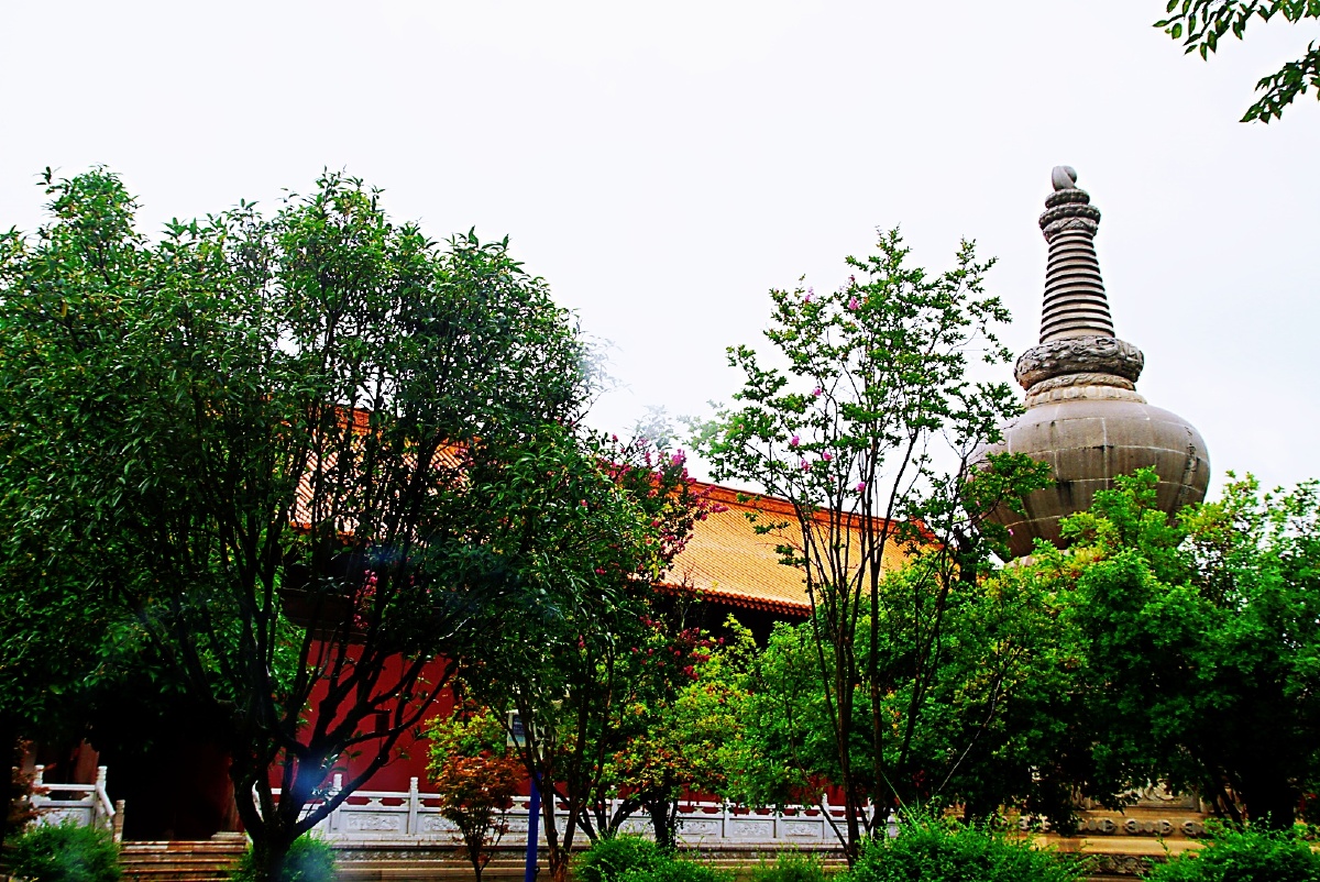 主题:【云南晋宁宝峰——宝泉寺(三)】摄影:【赵谢荣】人杰地灵数宝峰