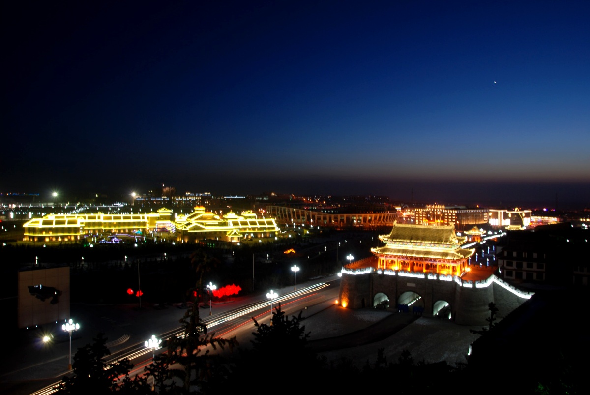 阿拉善3的夜景还是很美的