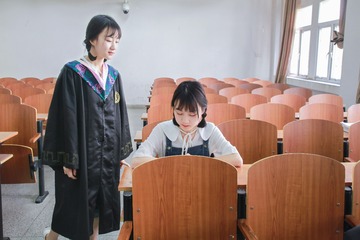 9870