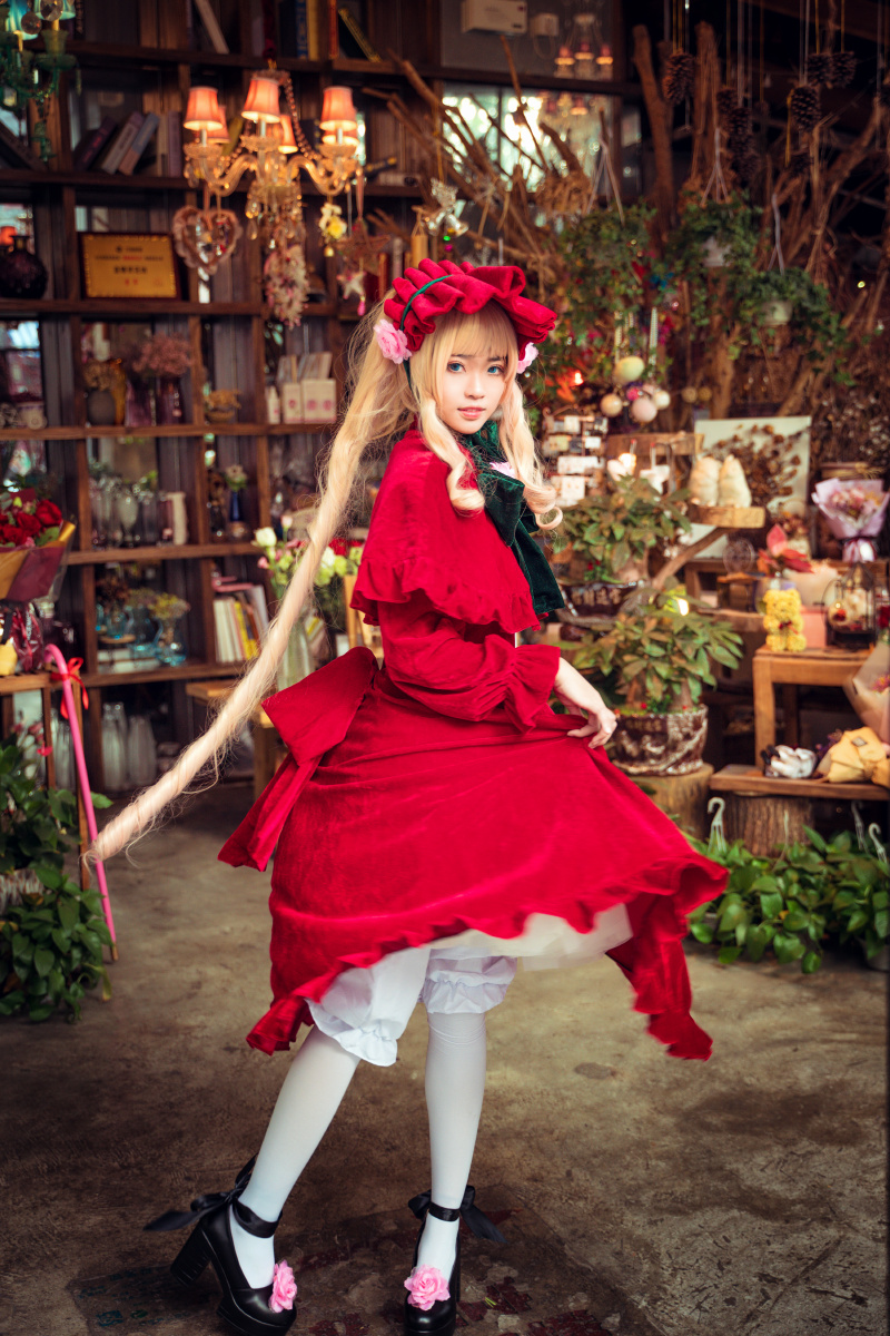 cos蔷薇少女真红
