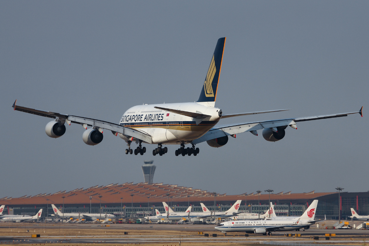 新加坡航空空客a380 北京首都机场 香港机场 - 庄锦涛 - 图虫