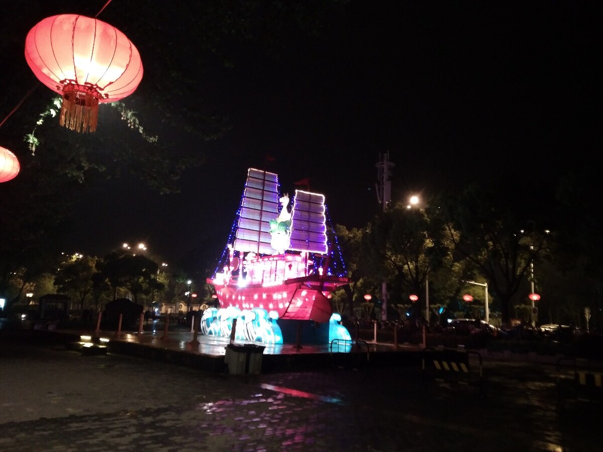 镇江夜航