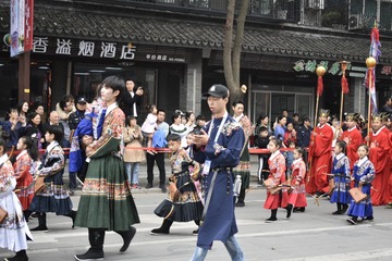 189048