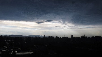 北京下雨了