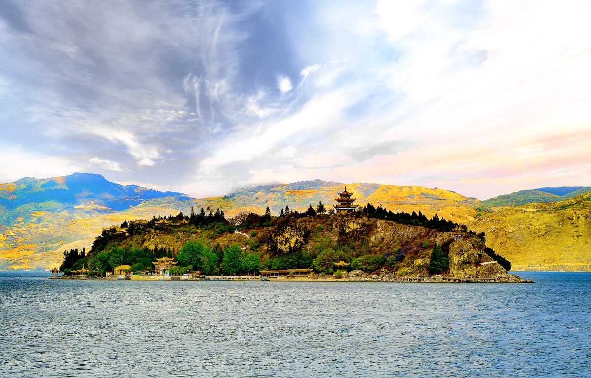 "迤东胜迹"抚仙湖孤山岛 - 姬红海 - 图虫